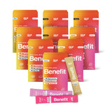 Mehrere orange, pinke und gelbe Dosen und Hydration-Stick-Packs aus dem XXL-Benefit-Vorratspaket sind aufrecht und liegend gestapelt und tragen Etiketten für Elektrolyt-Formel, Magnesium, Vitaminmix und erfrischenden Geschmack.