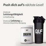 Ein weißer "Creatin Monohydrat"-Behälter und ein schwarzer Shaker mit QLF-Logo stehen nebeneinander vor hellem Hintergrund - ideal für Athleten, die ihre Leistung steigern möchten.
