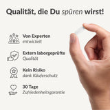 Hand hält eine transparente Kapsel mit Vitamin D3+K2; links Text: "Qualität, die Du spüren wirst!", darunter vier Icons für Expertenentwicklung, laborgeprüfte Qualität, Käuferschutz und 30 Tage Zufriedenheitsgarantie.